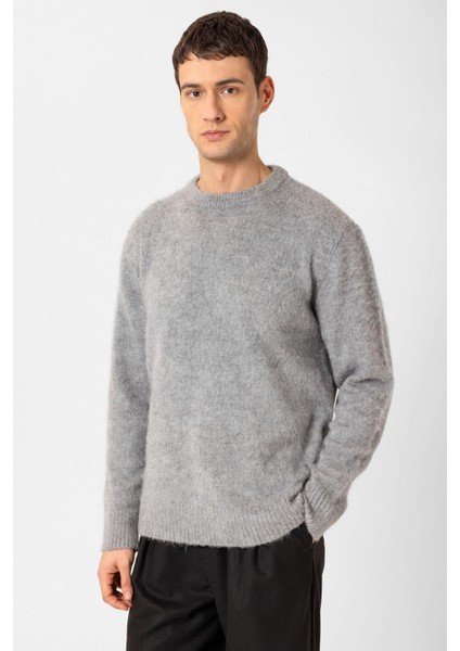 Gri Yün Görünümlü Erkek Kazak