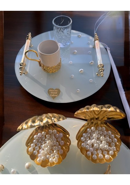 Beloved Gold Beyaz Incili Söz Tepsisi Nişan Tepsisi ve Damat Kahve Fincan Tepsisi modelleri