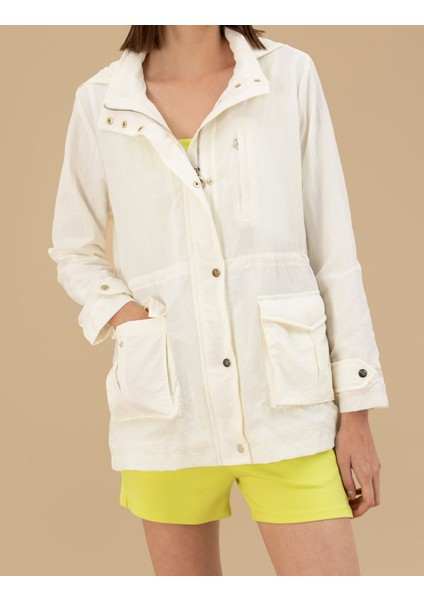 Kadın Ekru Standart Fit Mevsimlik Mont 50263115-VR019