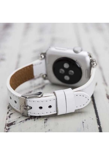Apple Watch Slim Deri Kordon 42 ve 44 mm Uyumlu Beyaz
