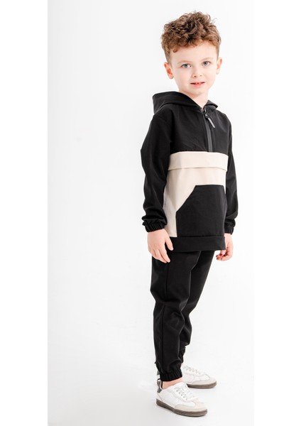 Siyah Kanguru Cepli Kapüşonlu Erkek Çocuk Paraşüt Eşofman Takımı 20119 fırsatları