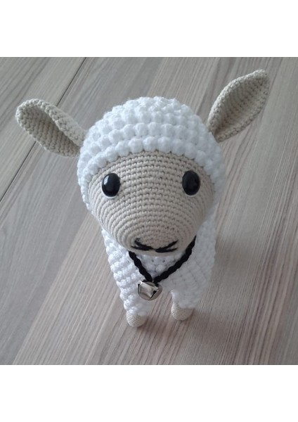 Amigurumi El Örgüsü Sevimli Kuzu Oyuncak