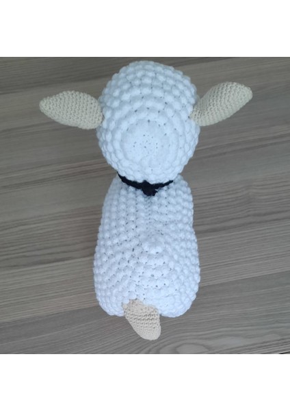 Amigurumi El Örgüsü Sevimli Kuzu Oyuncak