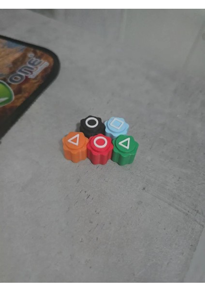 𝐁𝐄𝐀𝐑 𝐋𝐀𝐁𝐒 Squid Game Beş Taş (5 Taş) Oyunu