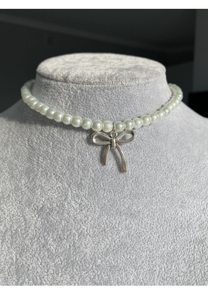 Cam Incili Fiyonk Choker Kolye