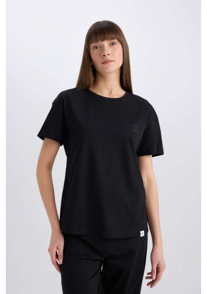 Fall in Love Pijama Takımı Regular Fit Bisiklet Yaka Kısa Kollu Üst Beli Lastikli Uzun Alt E5820AX25SP