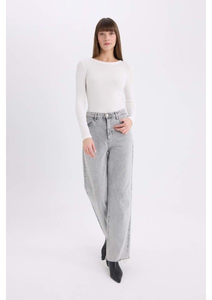 Slim Fit Dar Kesim Bisiklet Yaka Basic Düz Fitilli Kaşkorse Uzun Kollu Tişört E5767AX25SP