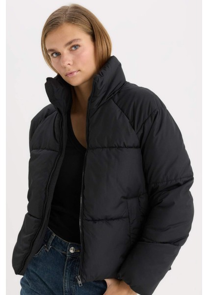 Regular Fit Şişme Mont Fermuarlı Cepli E7385AX24WN