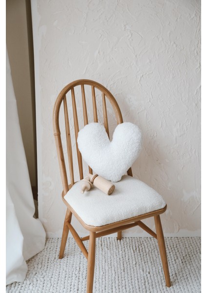 Teddy Beyaz Kalp Yastık indirimleri