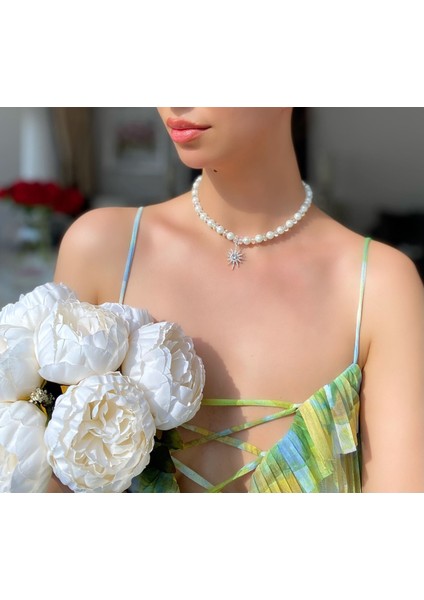 Incili Parlak Taşlı Güneş Choker Kolye