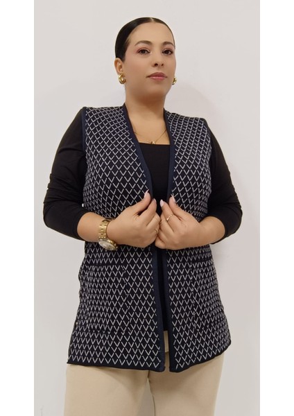 Büyük Beden Baklava Desenli Çelik Örgü Iki Cepli Anne Tasarım Yelek fiyatları