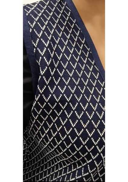 Büyük Beden Baklava Desenli Çelik Örgü Iki Cepli Anne Tasarım Yelek fırsatları