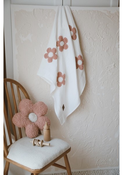 Teddy- Dört Kat Müslin Pudra Papatya Battaniye modelleri