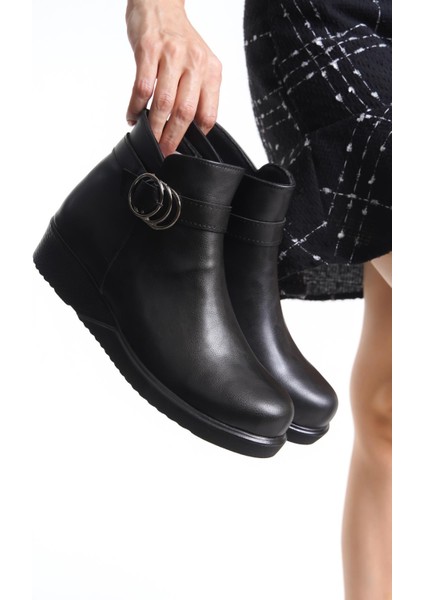 Büyük Numara Yanı Tokalı Rahat Günlük Kadın Bot fiyatları