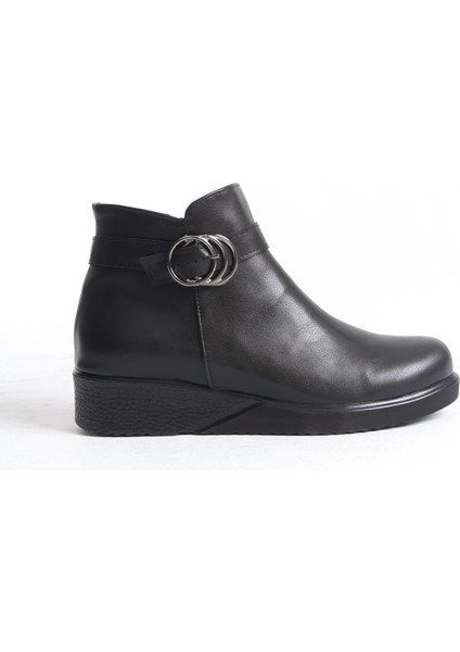 Büyük Numara Yanı Tokalı Rahat Günlük Kadın Bot modelleri