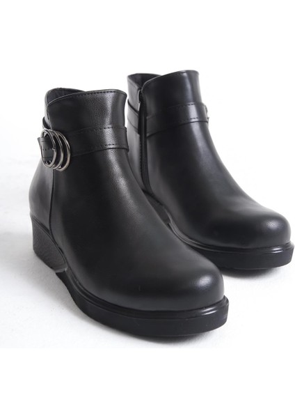 Büyük Numara Yanı Tokalı Rahat Günlük Kadın Bot fırsatları