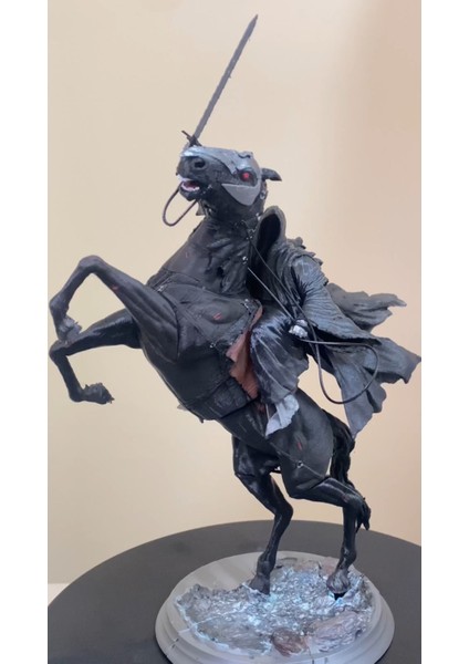 The Lord Of The Rings Nazgul - Witch King - Angmar Figürü 25CM fiyatları