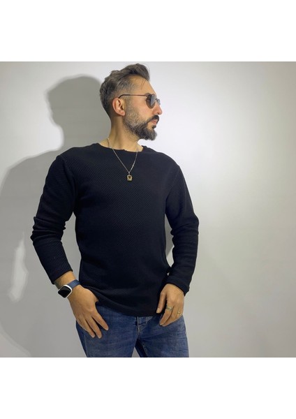Mikro Desenli Pis Yaka Uzun Kollu Erkek Triko
