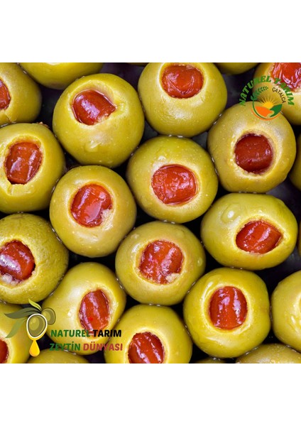 Badem Dolgulu Yeşil Zeytin
