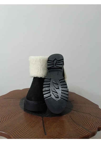 Siyahkadınbotu