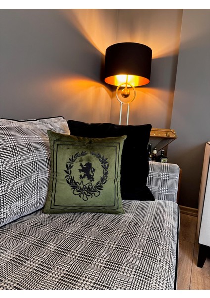 Kraliyet Aslanı Sembolü Nakışlı Kırlent Kılıfı Yeşil-Siyah fiyatları