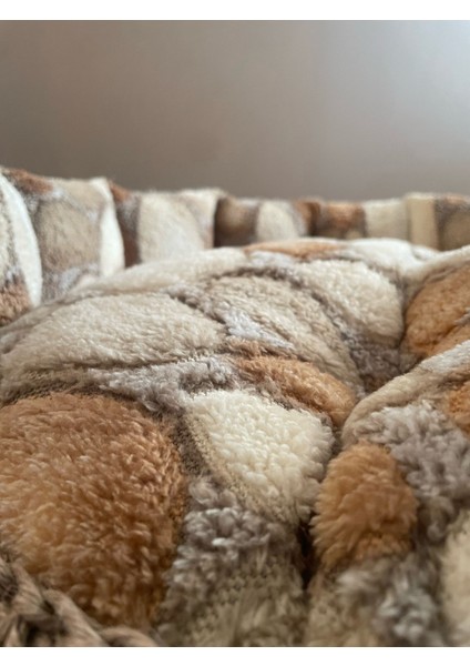 Büyük Boy 60 cm Hasır Kedi ve Köpek Yatağı (Battaniye) , Minderi, Yastığı Yıkanabilir. Kedi Yatak Köpek Yatak modelleri