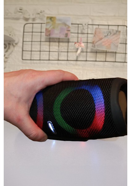 Suya Tere Dayanıklı Bluetooth Özellikli LED Işıklı Taşınabilir Radyo Özellikli Hoperlör