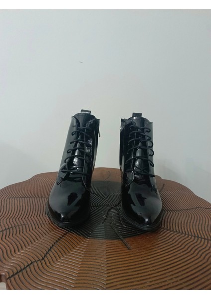 Parlakderikadınbotu fiyatları