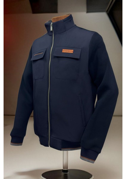 Erkek Kışlık Ceket Içi Polarlı Paraşüt Kumaş Detaylı Kapaklı Cepler Fermuarlı Yan Cepler modelleri