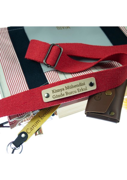 Kırmızı Renk, Isminize Özel Üretilen, Çanta Askısı, 180 cm Boyunda, Adınıza Özel k Askı fiyatları
