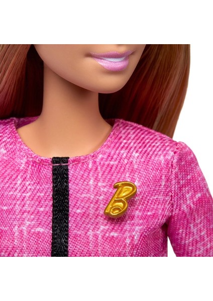 HXN96 Barbie Geleceğin Lideri Bebek
