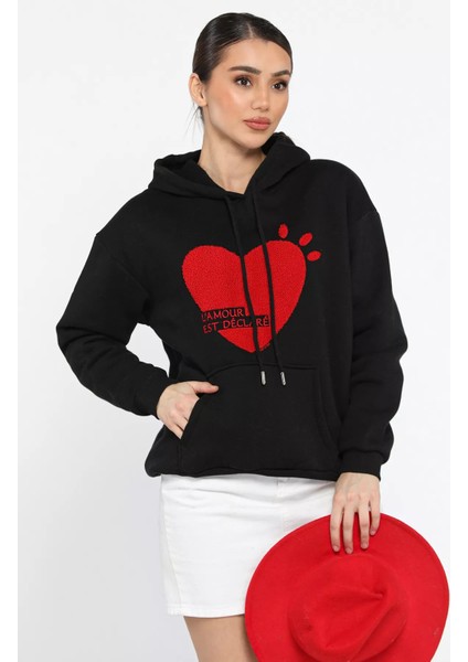Kadın Peluş Kalp Nakışlı Şardonlu Sweatshirt fiyatları