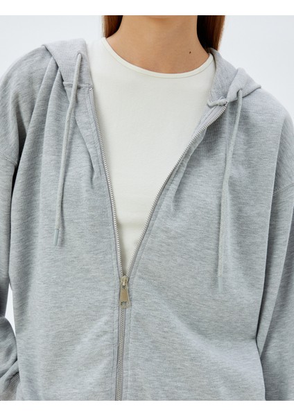 Uzun Kollu Üç Iplik Pamuklu Fermuarlı Kapşonlu Sweatshirt indirimleri