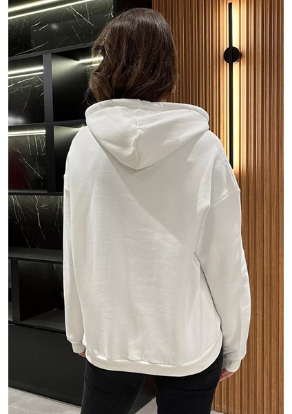 Kadın Peluş Kalp Nakışlı Şardonlu Sweatshirt fırsatları