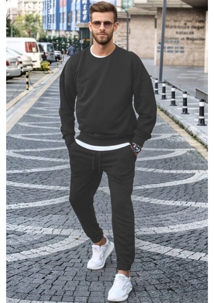 Basic Model Bisiklet Yaka Eşofman Takımı