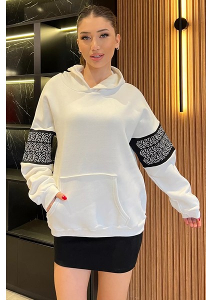 Kadın Kapüşonlu Kol Detaylı Şardonlu Sweatshirt