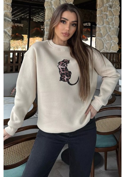 Kadın Leopar Nakışlı Üç Iplik Şardonlu Sweatshirt