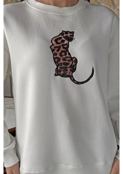 Kadın Leopar Nakışlı Üç Iplik Şardonlu Sweatshirt