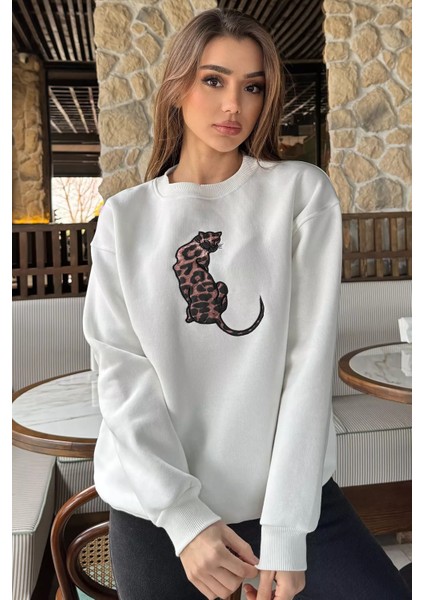 Kadın Leopar Nakışlı Üç Iplik Şardonlu Sweatshirt