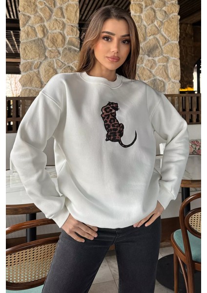 Kadın Leopar Nakışlı Üç Iplik Şardonlu Sweatshirt