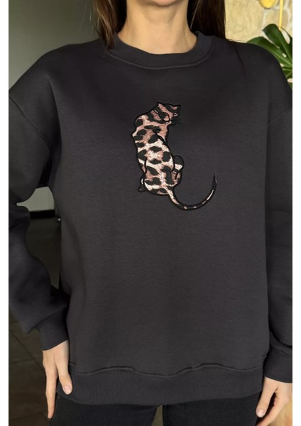 Kadın Leopar Nakışlı Üç Iplik Şardonlu Sweatshirt