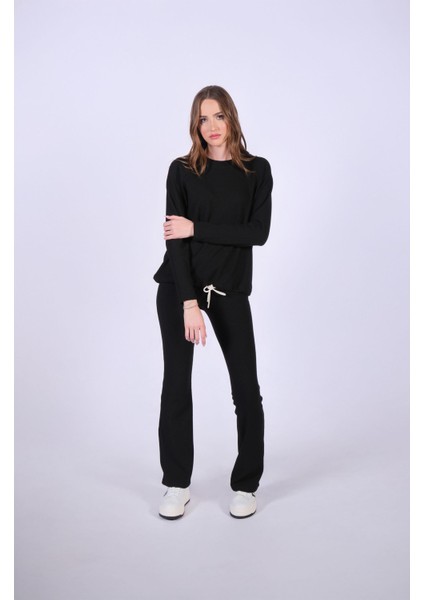 Regular Fit Kaşkorse Şık Flare Pantolon