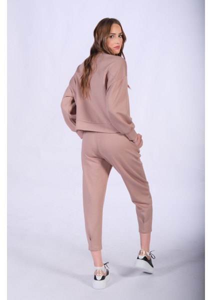 Havuç Kesim Spor ve Rahat Cupro Pantolon fırsatları
