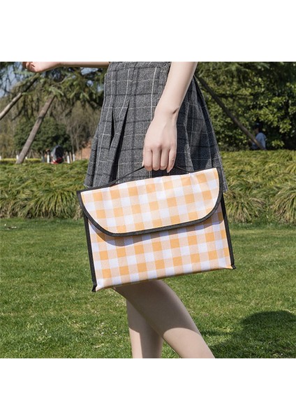 Piknik Mat Kamp Yürüyüş Taşınabilir Plaj Battaniyesi Katlanır Su Geçirmez Çim Ekipmanları, Sarı 2x1.8m (Yurt Dışından)