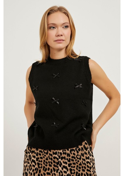 Kurdela Detaylı Triko Süveter modelleri