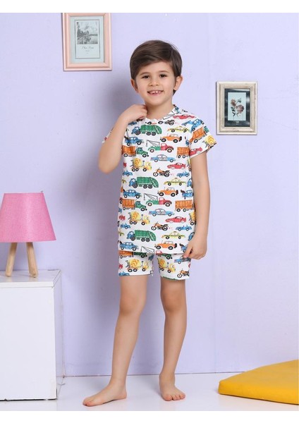 Araba Desenli Renkli Şort Pijama Takımı