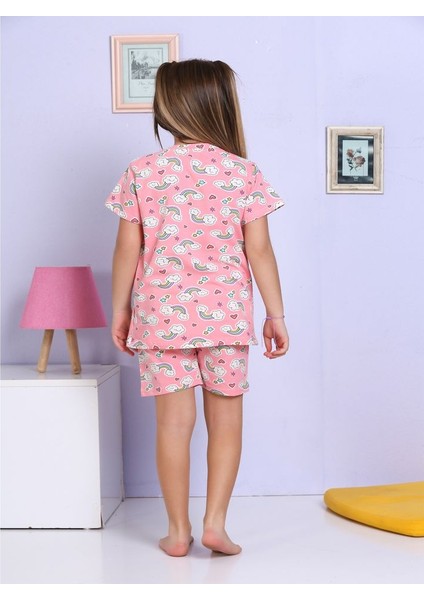 Gökkuşağı Desenli Şortlu Pembe Pijama Takımı fırsatları