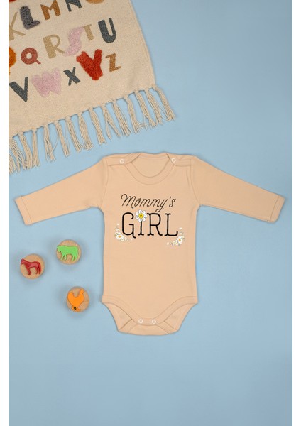 %100 Pamuk Mommy\'s Girl Yumuşak Baskılı Omuz Çıt Çıt Zıbın
