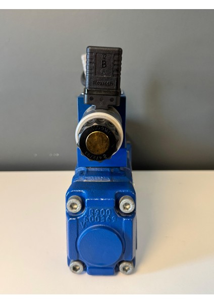 Rexroth 4WRKE 10 W6-50L-35/6EG24K31/A5D3M modelleri
