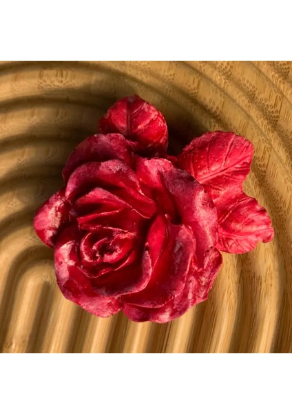 El Yapımı Minik Pembe Gül Magnet - 6 x 7 cm